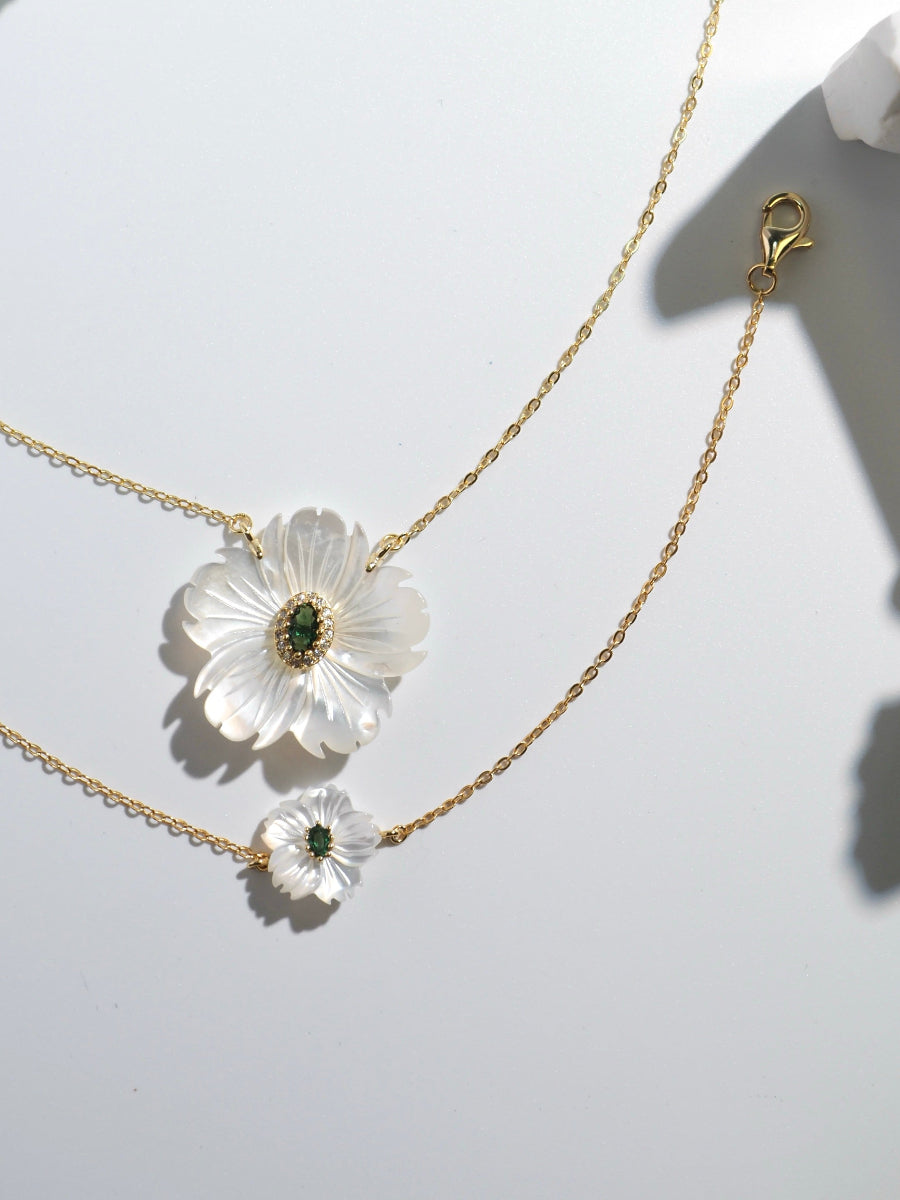 Mother of Pearl Flower with Green Cubic Zirconia Bracelet